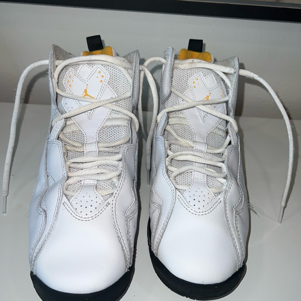 Nike- Jordan- True Flight Sneakers size 7Y